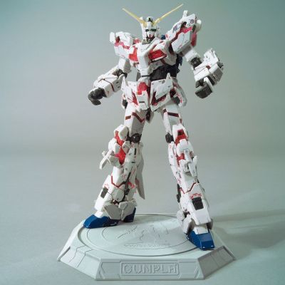 RG 1/144  高达基地专属商品 RX-0 独角兽高达 TWC版