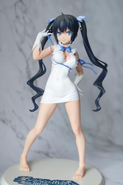 期待在地下城邂逅有错吗  赫斯缇雅