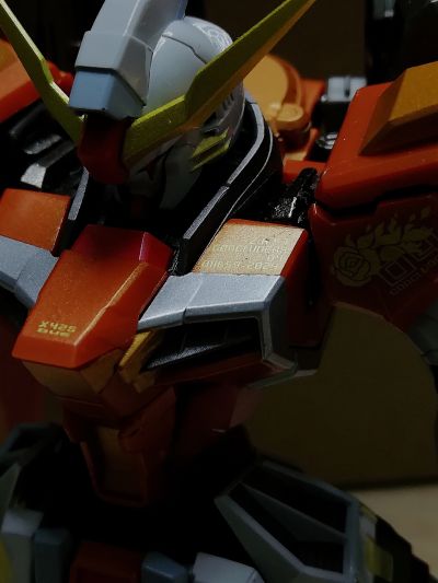 METAL BUILD 机动战士高达SEED Destiny ZGMF-X42S-Revolution 命运高达（海涅机）