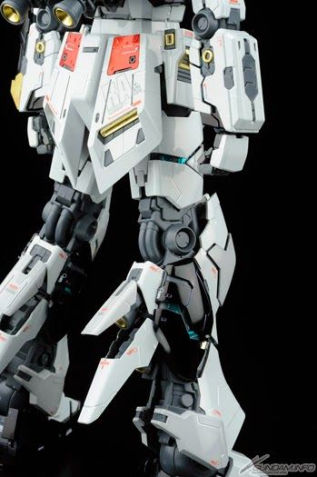 MG 1/100 RX-93  ν高达  Ka版 钛金质感