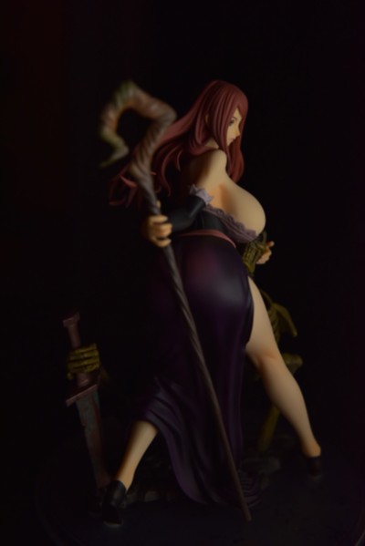 ExcellentModel 龙之皇冠 女巫