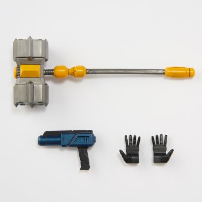 风雷模型 (#04) 变形金刚 大黄蜂