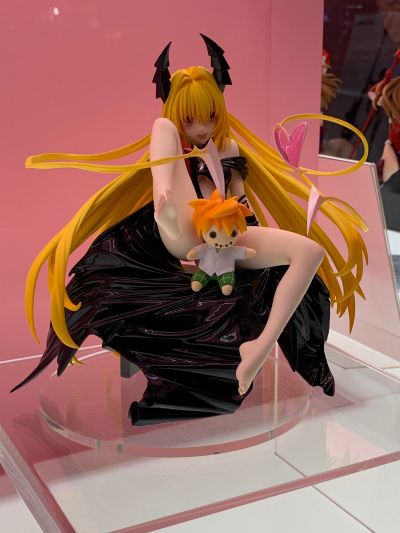 出包王女DARKNESS 金色暗影