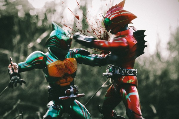 S.H.Figuarts  假面骑士亚马逊欧米伽