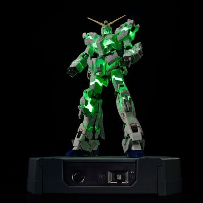 RG 1/144  高达基地专属商品 RX-0 独角兽高达（毁灭模式）TWC版（发光固态塑像）