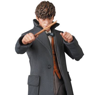 MAFEX (No.097) 神奇动物：格林德沃之罪 纽特·斯卡曼德