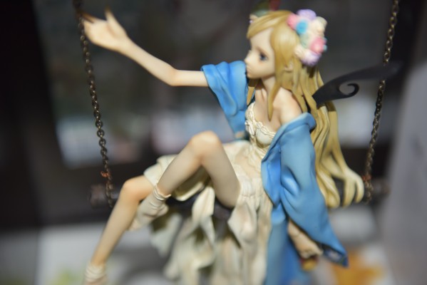 笼中少女