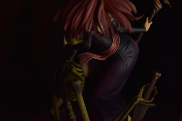 ExcellentModel 龙之皇冠 女巫