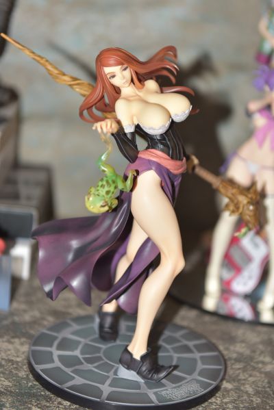 ExcellentModel 龙之皇冠 女巫