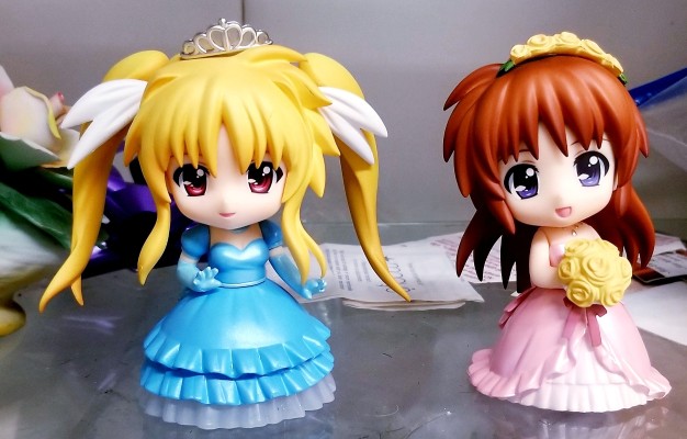 粘土人 #254 魔法少女奈叶 电影2 A的艺术 & 菲特·泰斯塔罗沙 私立圣祥大付属小学校制服