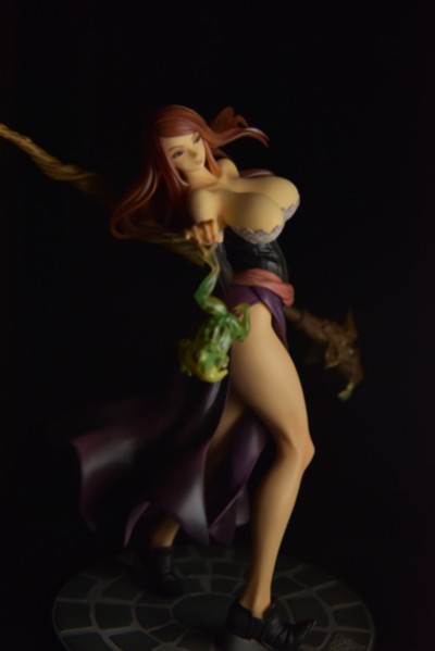 ExcellentModel 龙之皇冠 女巫