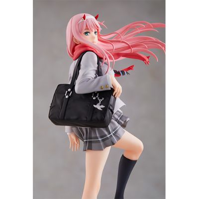 DARLING in the FRANXX 零二 校服