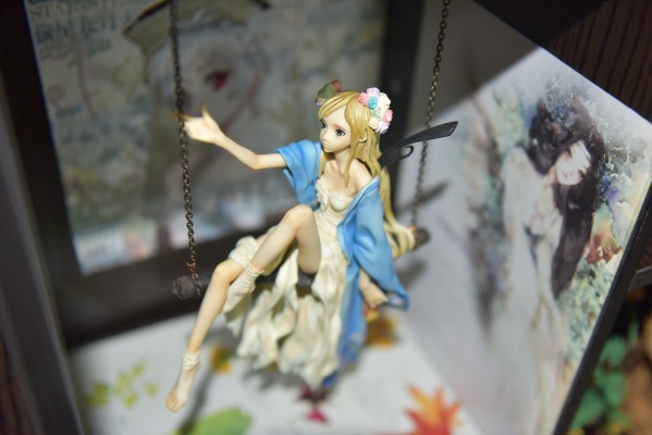笼中少女