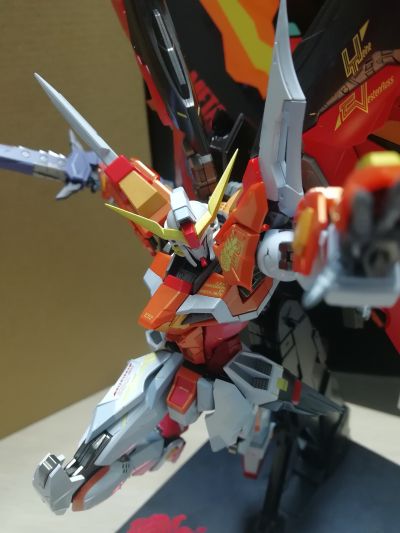 METAL BUILD 机动战士高达SEED Destiny ZGMF-X42S-Revolution 命运高达（海涅机）