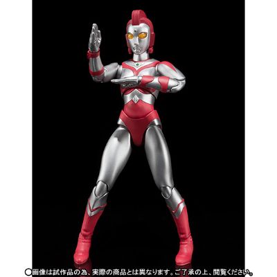 ULTRA-ACT 爱迪奥特曼 尤莉安