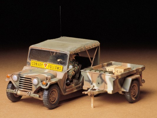 35130 1/35 美国 M151A2 ＆货物拖车