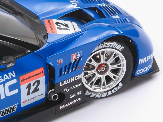 24312 1/24 日产 GT-R (R35) CALSONIC IMPUL