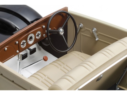 24339 1/24 丰田 AA型