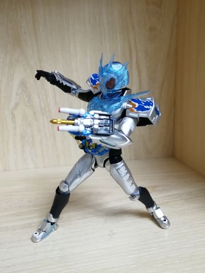 S.H.Figuarts 假面骑士创骑 假面骑士克罗兹 巨龙形态