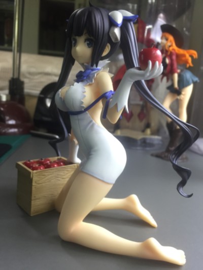 期待在地下城邂逅有错吗  赫斯缇雅