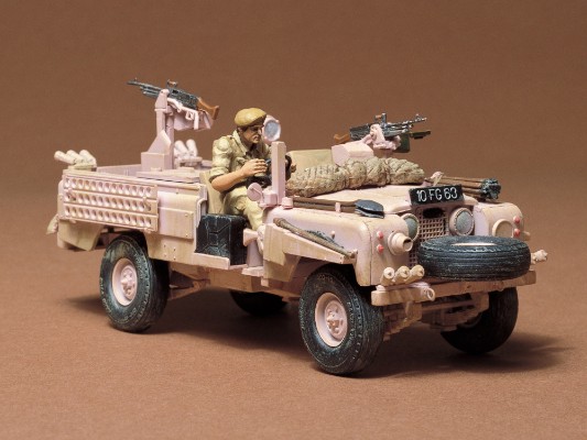 35076 1/35 英国 陆军 S.A.S. 路虎 粉红豹