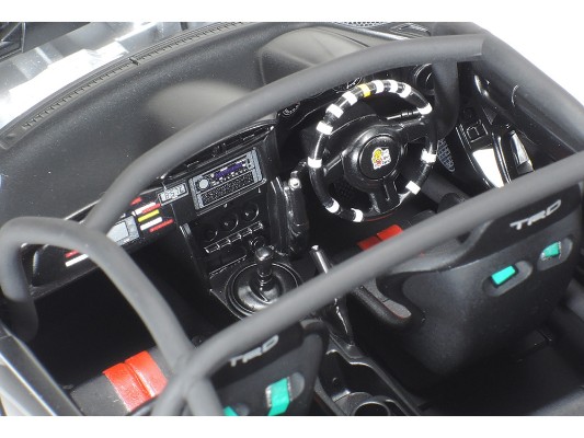 24337 1/24 丰田 GAZOO Racing TRD 86 (2013 TRD 挑战赛)