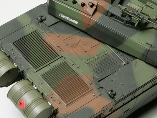 35362 1/35 法国勒克莱尔主战坦克2型