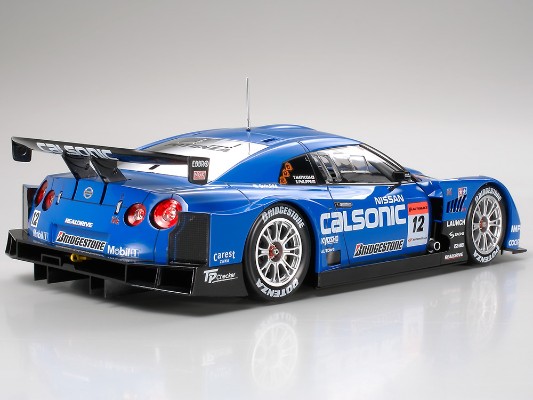 24312 1/24 日产 GT-R (R35) CALSONIC IMPUL