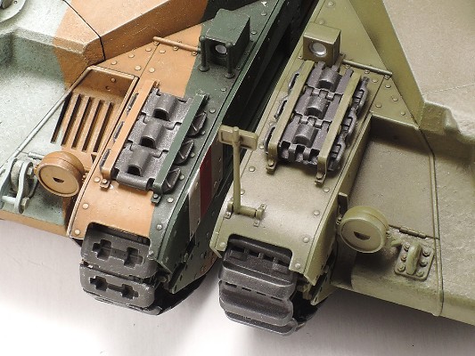 35355 1/35 马蒂达尔步兵坦克 Mk.III/IV “苏军涂装”