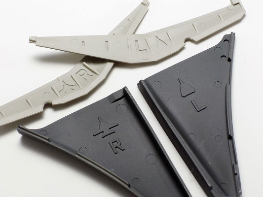 61118 1/48 格鲁门F-14D 雄猫