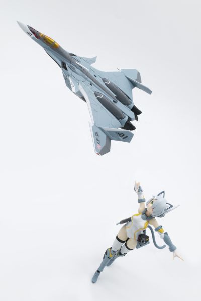 V.F.G. MC-03 超时空要塞DELTA  VF-31A 卡伊洛斯