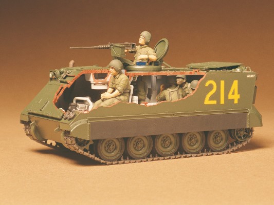35040 1/35 美国  M113 装甲运兵车