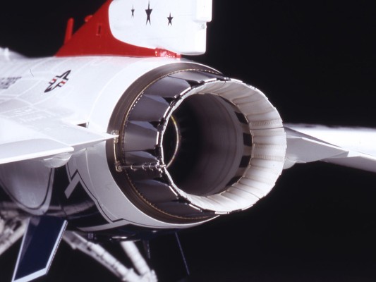 60316 1/32 F-16C 雷鸟