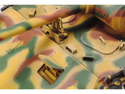 35345 1/35 德国 豹式 中型坦克 D型