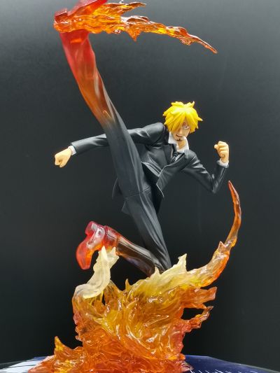 FiguartsZERO 海贼王 山治 悪魔风脚一级挽き肉 