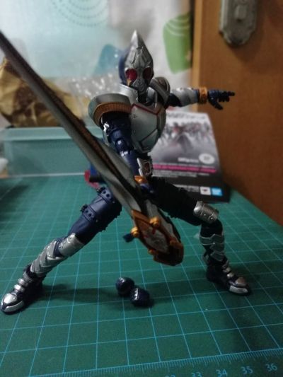 S.H.Figuarts   假面骑士剑 -20假面骑士踢/平成二十骑士纪念版-