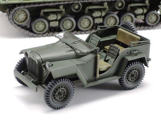 35359 1/35 美国 M4A3E8 谢尔曼 中型坦克 "EASY EIGHT"（朝鲜战争）