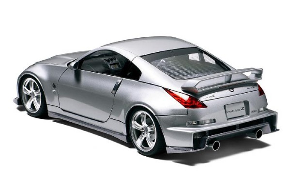24304 1/24 日产 FAIRLADY Z NISMO版