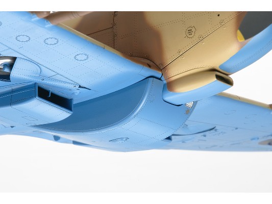 60320 1/32 超级马林 喷火战斗机 Mk.VIII