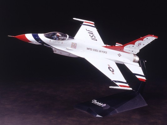 60316 1/32 F-16C 雷鸟