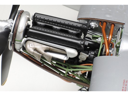 60326 1/32 英国 德·哈维兰-蚊式战斗轰炸机  FB Mk.VI