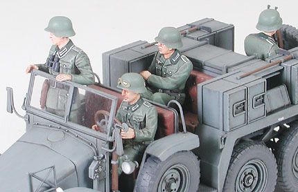 35259 1/35 克虏伯 Kfz.69 3.7cm反坦克炮牵引