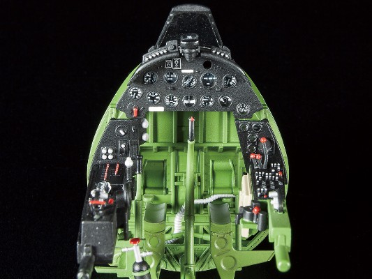 60327 1/32 美国 沃特 F4U-1D 海盗 舰载战斗机