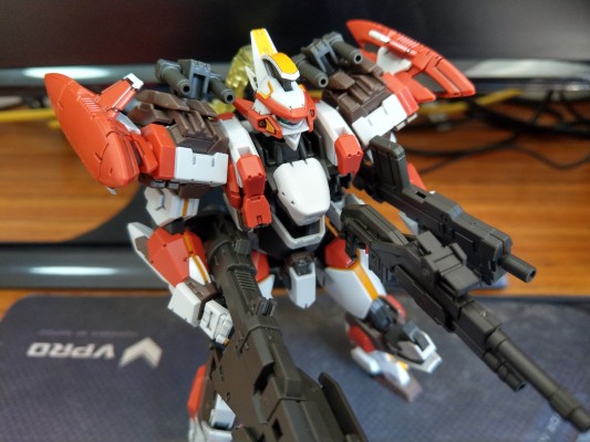 HG 1/60 全金属狂潮 Invisible Victory 烈焰魔剑 Ver.IV 