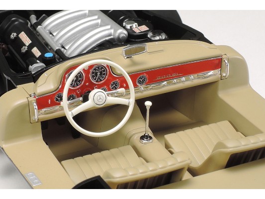 24338 1/24 梅赛德斯 奔驰 300 SL