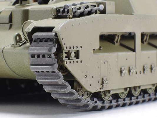 35355 1/35 马蒂达尔步兵坦克 Mk.III/IV “苏军涂装”
