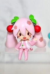 初音未来 樱花 泡面压