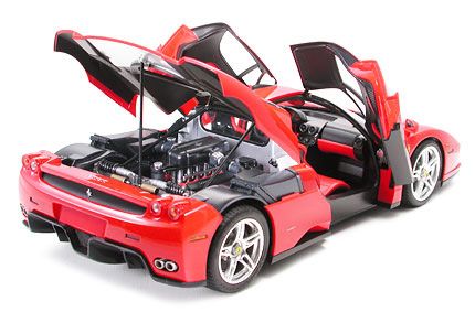 24301 1/24 法拉利 恩佐 Giallo Modena