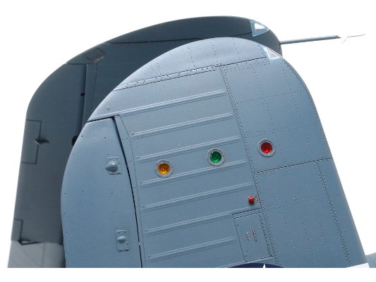 60324 1/32 沃特 F4U-1海盗 舰载战斗机 鸟笼