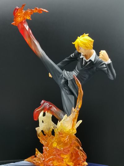 FiguartsZERO 海贼王 山治 悪魔风脚一级挽き肉 